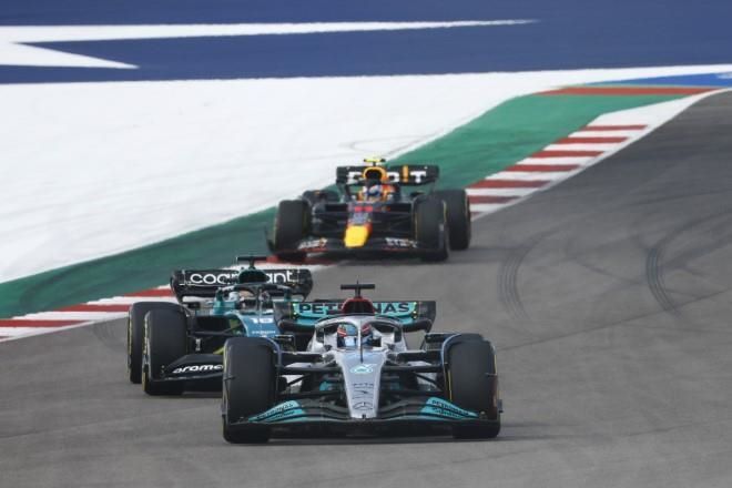 Russell repite como el más rápido en P3; Checo es quinto