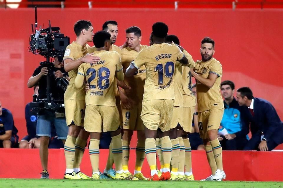 Visita Barcelona al Inter en duelo crucial de UCL