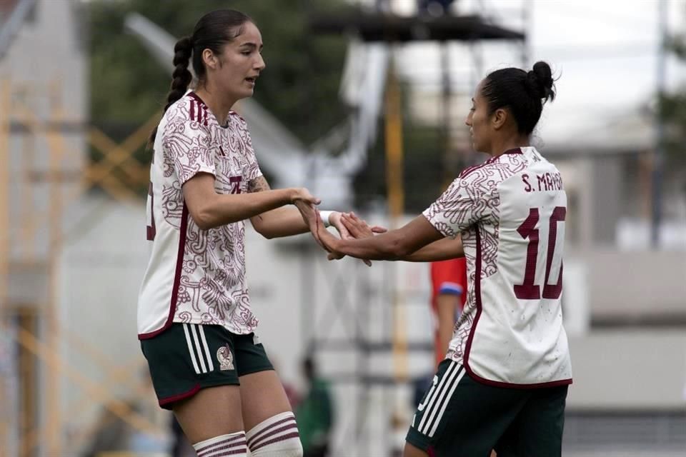 Empatan México y Chile en el debut del DT Pedro López