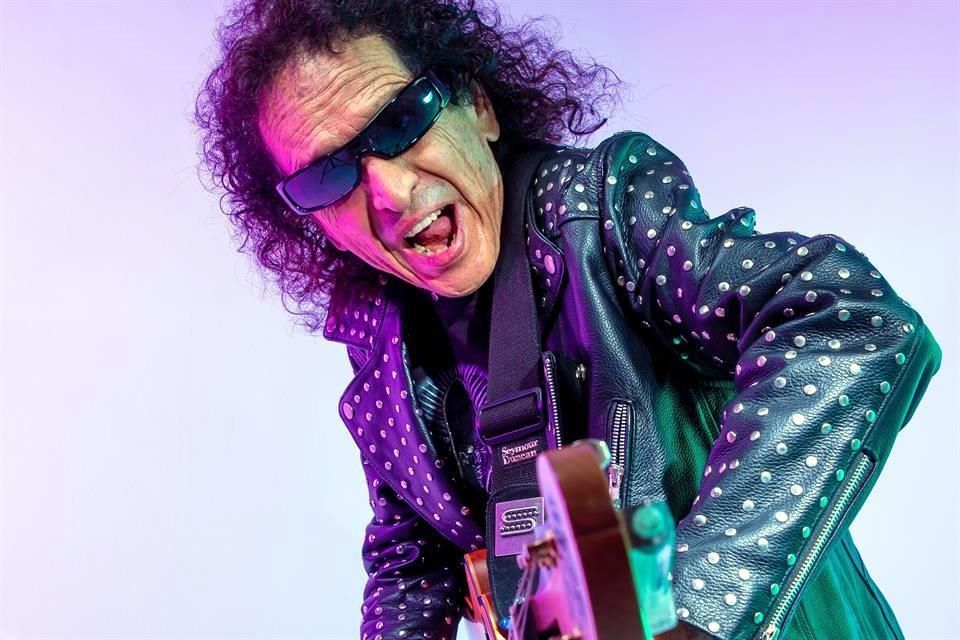 Alex Lora está de fiesta: celebra 70 años con gira y álbum￼