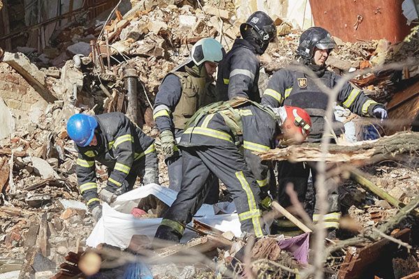 Rusia ataca con drones a Kiev