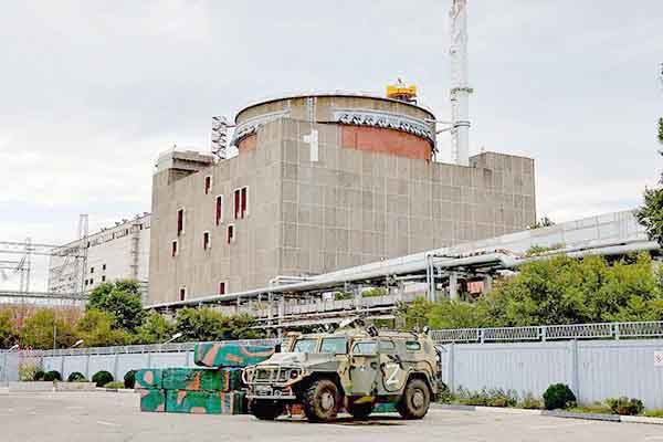 Rusia toma control total de central nuclear de Zaporiyia