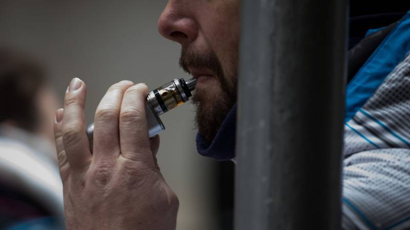 Vapeadores causan arritmias y paros cardiacos, revela estudio