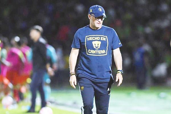Anuncia Pumas la salida del técnico Andrés Lillini