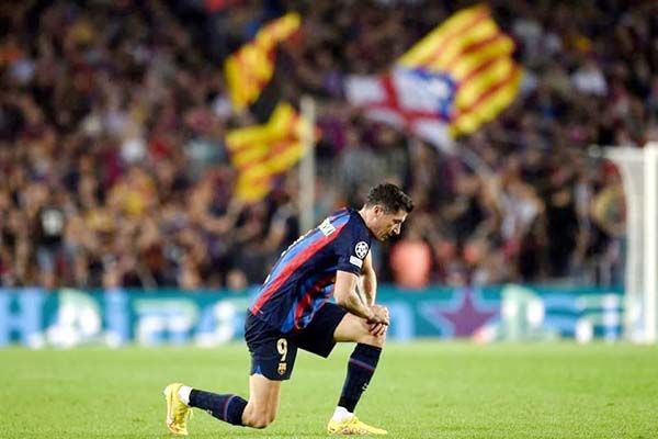 Un Barsa ya eliminado de Champions es derrotado por Bayern