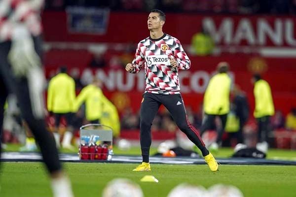 Revela Ten Hag que Cristiano se negó a entrar ante Tottenham