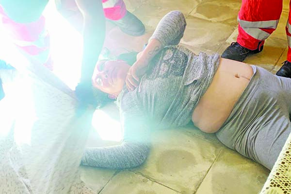 Sufre convulsión luego de un coraje