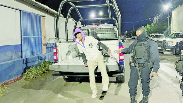 Alucina drogadicto en Estancias de San Juan