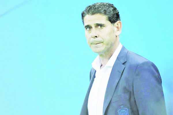 Suena Fernando Hierro para Chivas