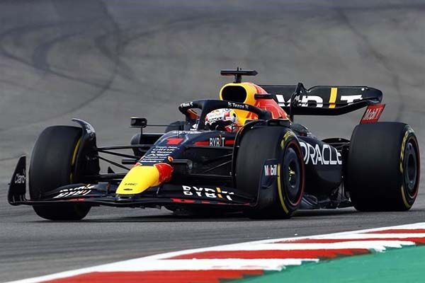 Gana Verstappen y Red Bull logra campeonato de constructores