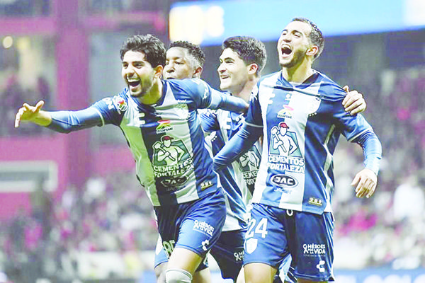 Aplasta Pachuca al Toluca y prácticamente será campeón