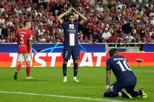 No puede el PSG con el Benfica