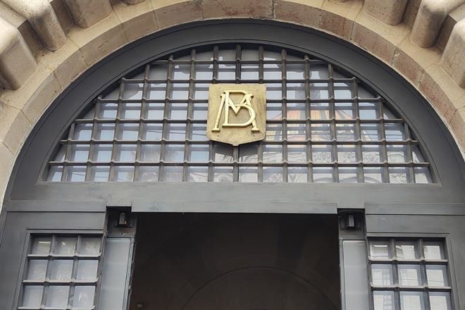 Lleva Banxico tasa a 10% para frenar inflación