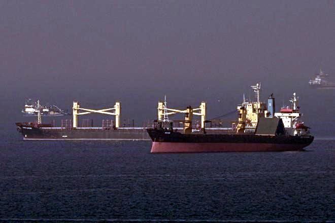 Rusia retoma acuerdo para exportar granos desde Ucrania