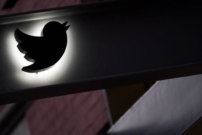Comienza Musk despidos en Twitter en todo el mundo