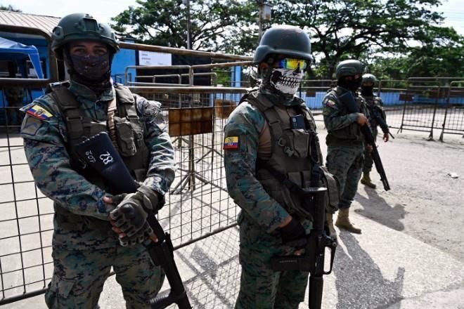 Continúa Ecuador traslado de reos