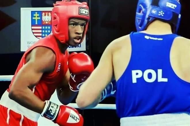 Dos boxeadores cubanos se fugan en plena Copa Mundial