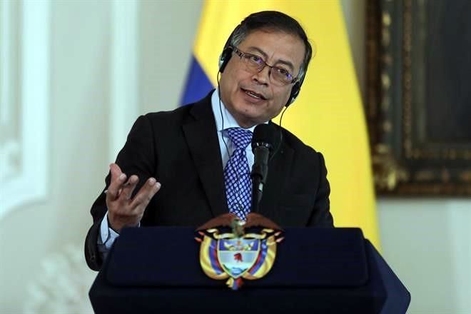 Avala Congreso de Colombia más impuestos al crudo y a ricos
