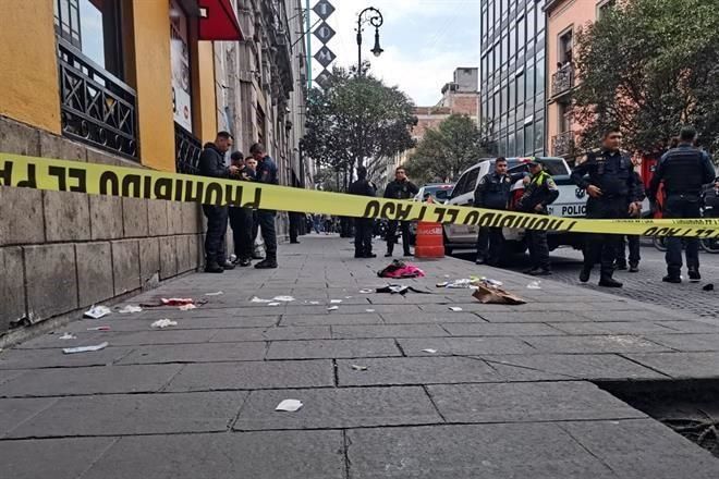Asalto desata balacera en Centro Histórico