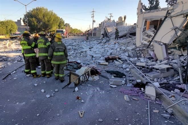 Destruye explosión locales en Saltillo