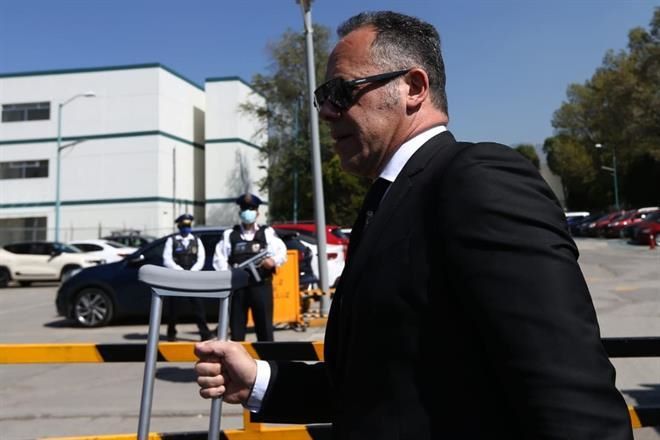Juicio debe ser a Peña, dice abogado de Lozoya