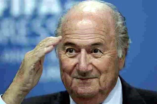 Elegir a Qatar fue un error.- Blatter