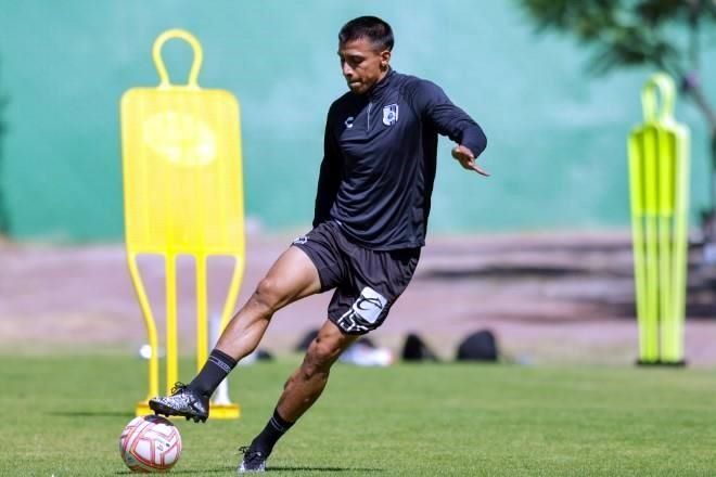 Jugadores de Querétaro mantienen paro por falta de pagos