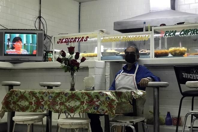 Denuncian locatarios de Cuauhtémoc abusos de funcionarios