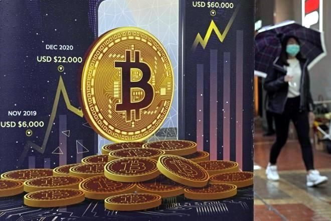Pánico en criptomonedas: retiran usuarios 8 mmdd