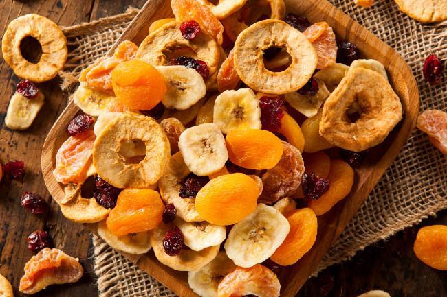 ¿Es realmente saludable comer fruta deshidratada?