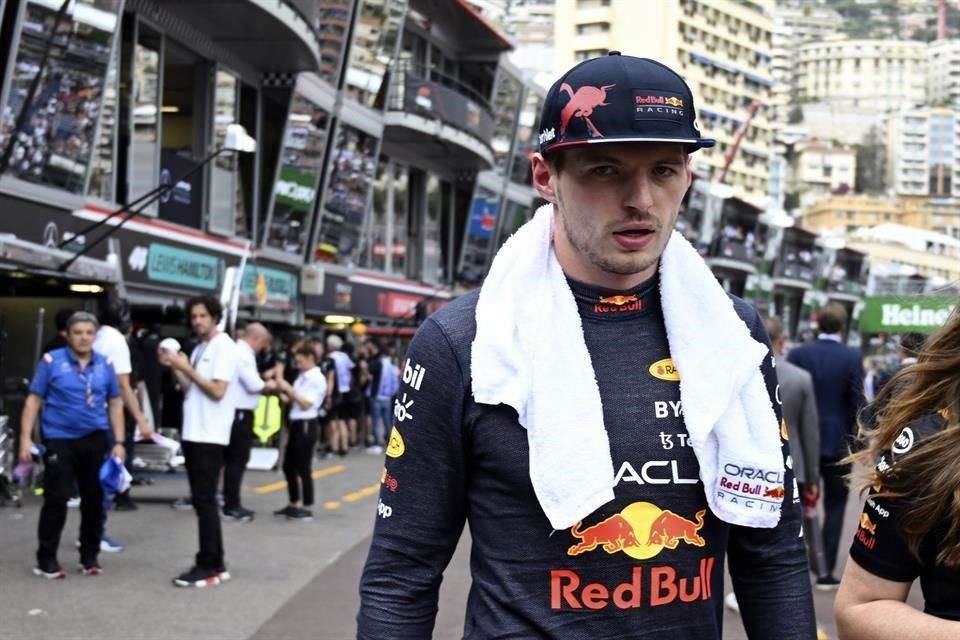 Hallan fallas al campeón Max Verstappen
