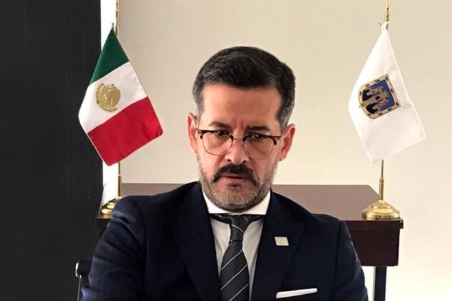 Suspende Contraloría a 9 funcionarios