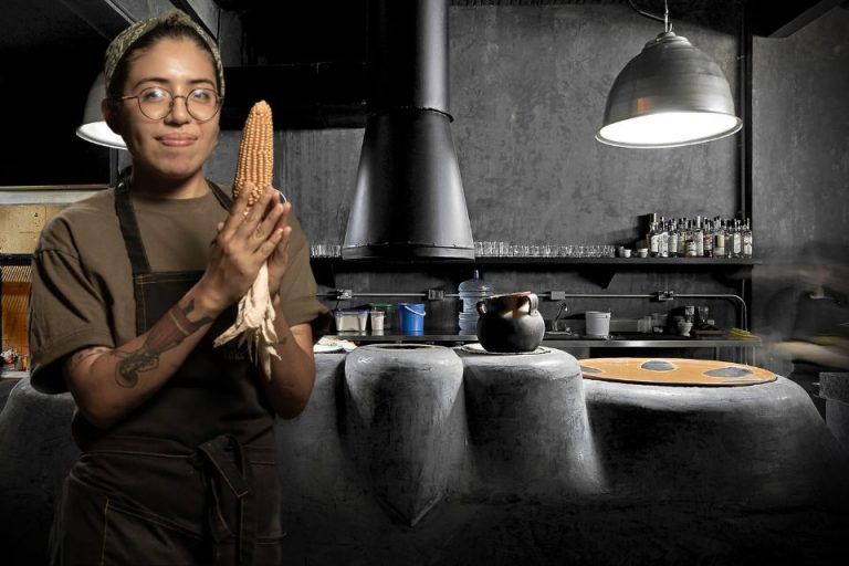 Xrysw Ruelas, de Xokol: custodia del maíz