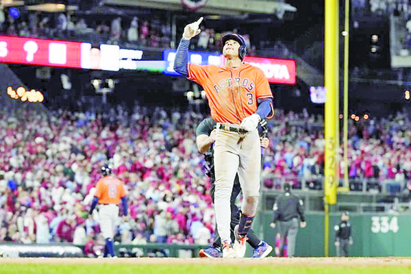Están Astros a uno de ganar la Serie Mundial