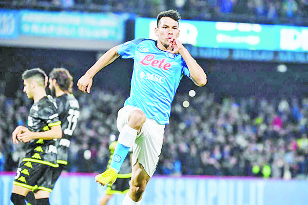 Gol y asistencia del ‘Chucky’ Lozano con el Napoli
