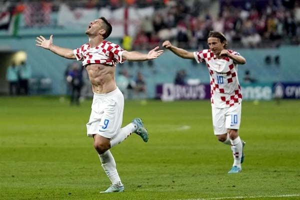 Croacia golea a Canadá y lo elimina de Qatar 2022