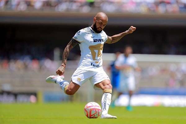 Convocan a Dani Alves, de Pumas, a Qatar 2022