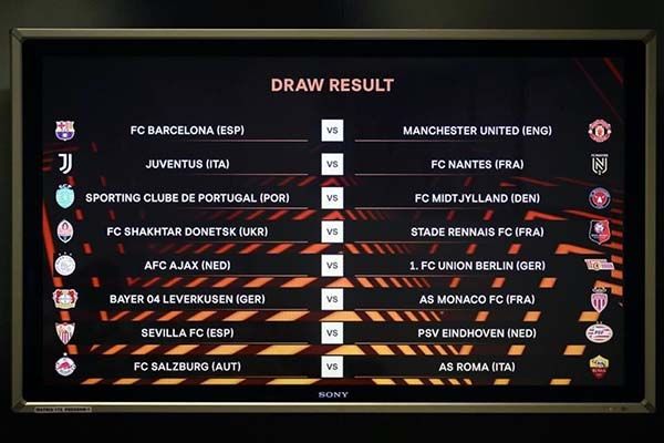 Va Barcelona ante Manchester United en la Europa League