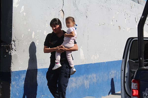 Se pierde niña de 3 años en el centro