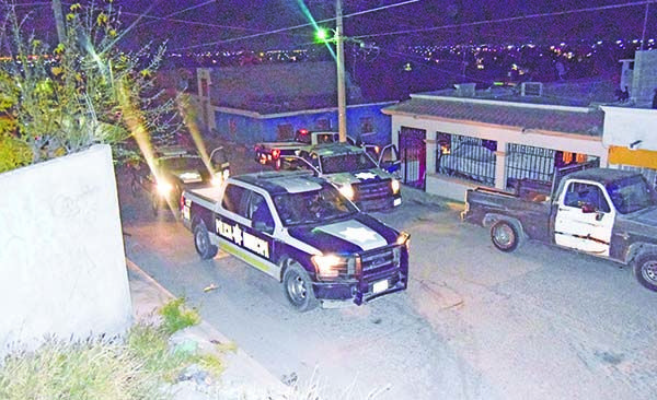 Angustiados padres buscaban a jovencita