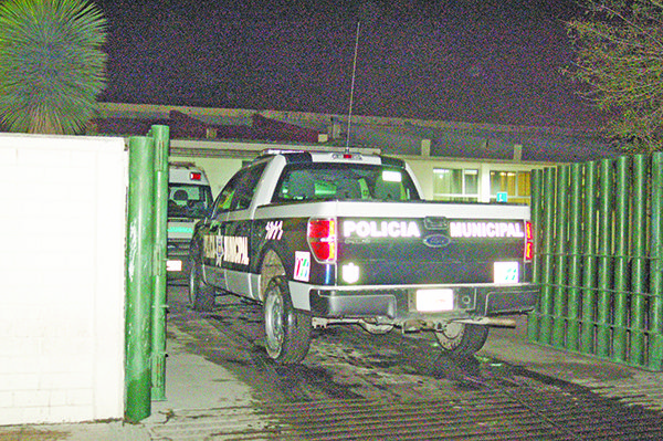 Niño llega muerto en hospital del IMSS