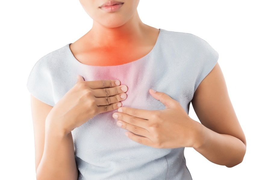 ¿Tos y dolor de garganta que no se quitan? No es gripe, podría ser reflujo laringofaríngeo