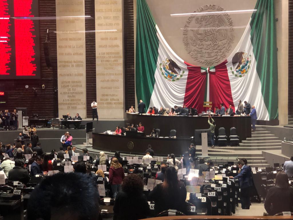 Plan B de AMLO va con todo contra INE