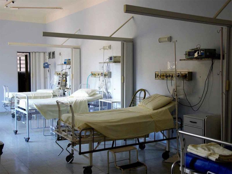 Brote de meningitis podría ser por agujas reutilizadas: Alejandro Macías