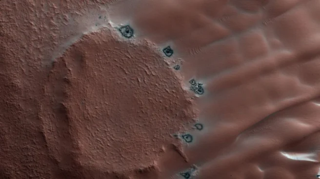 Así es el invierno en Marte: la NASA muestra imágenes de nieve en forma de cubo y paisajes helados