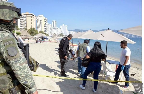 Matan a uno y dejan cabeza en playas de Acapulco