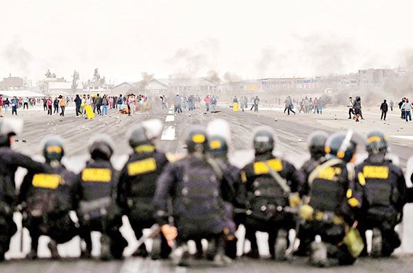 Pedro Castillo llama a deponer las armas