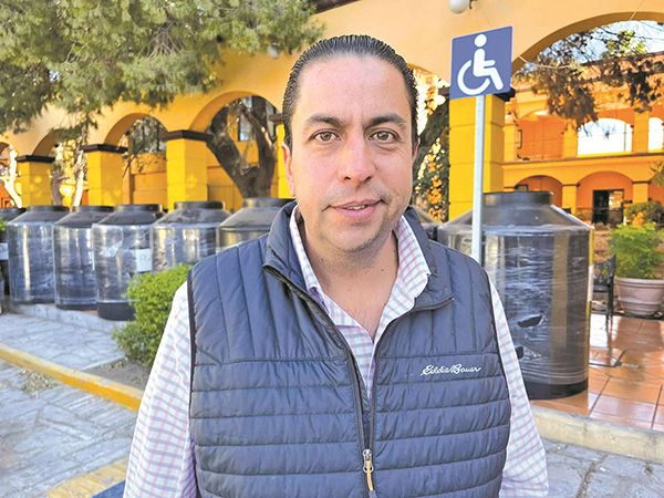 Invierten 6 mdp en campo de béisbol