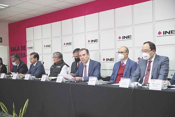 Plan B de AMLO un peligro para las elecciones