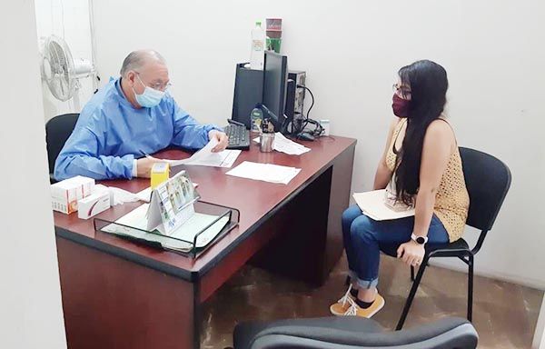 Aconsejan retomar uso de cubrebocas